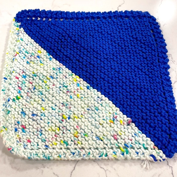 Handmade Kitchen Cloth Hot Plate - Picture 2 of 4